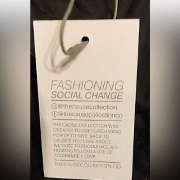 THE CAUSE COLLECTION TOP NWT - Picture 4 of 6